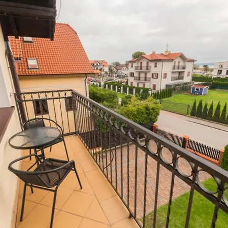 Dom Zulawski كرينيتا مورسكا